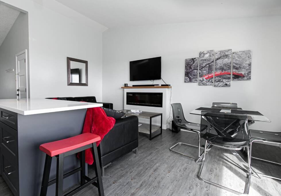Eagle'S View Penthouse Apartment Виктория Екстериор снимка