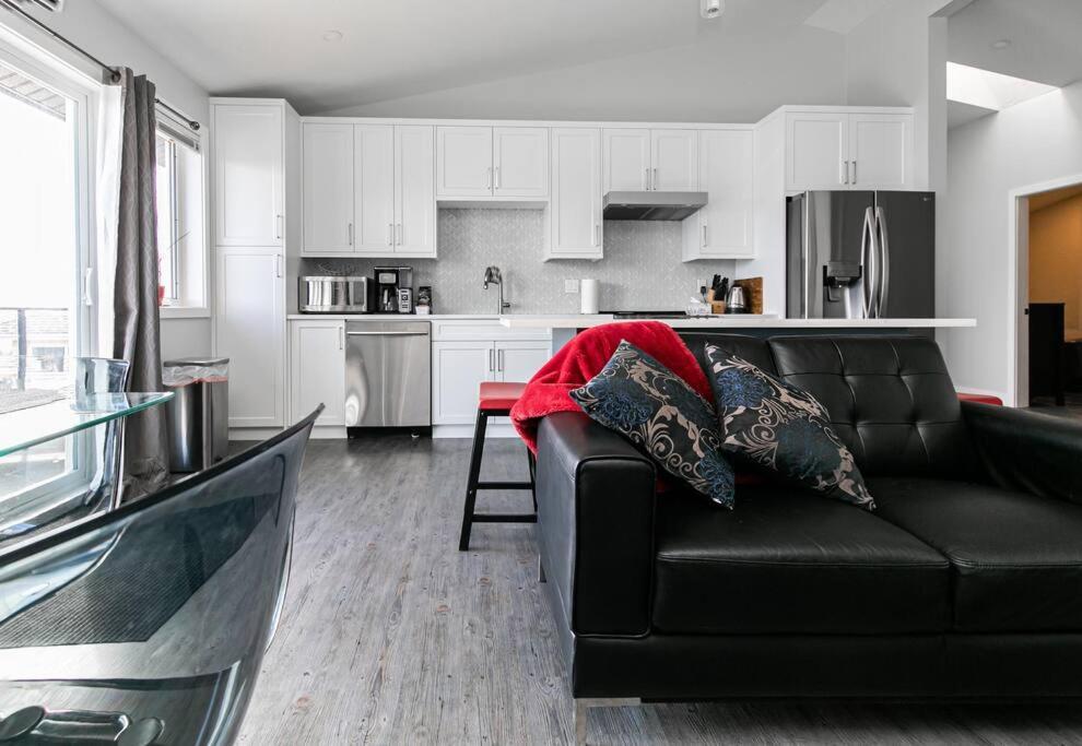 Eagle'S View Penthouse Apartment Виктория Екстериор снимка