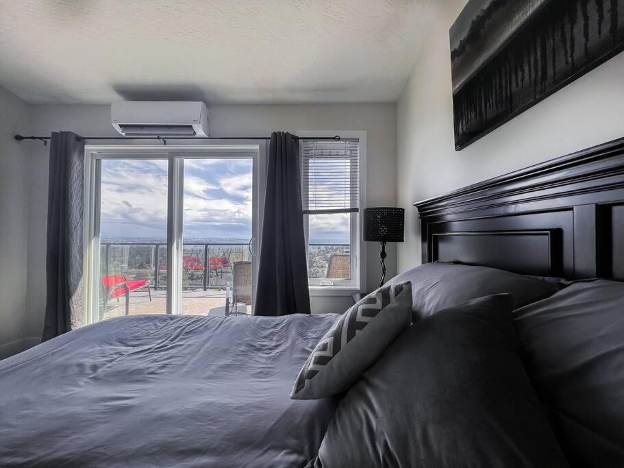 Eagle'S View Penthouse Apartment Виктория Екстериор снимка